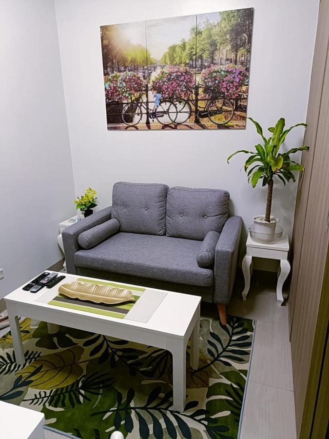 Home Away From Home มะนิลา ภายนอก รูปภาพ