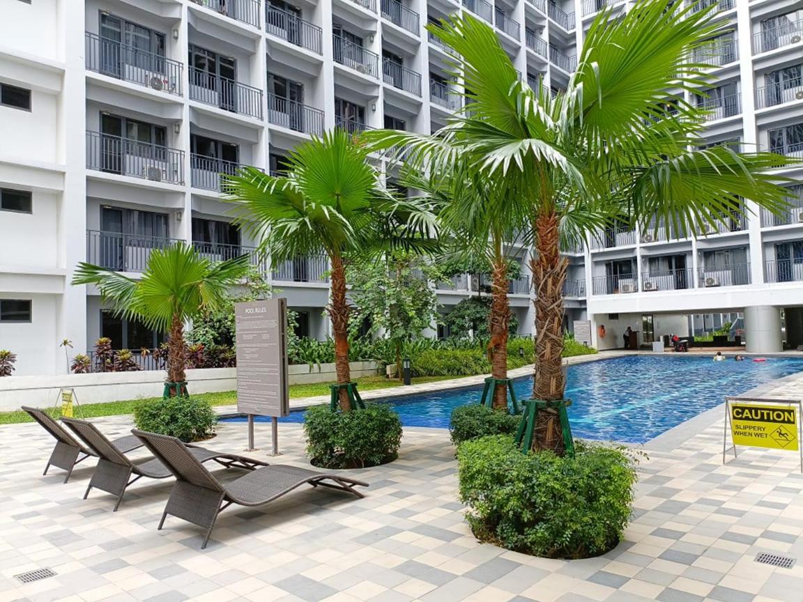 Home Away From Home มะนิลา ภายนอก รูปภาพ